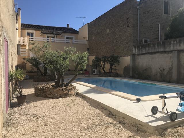 Piscine maison de vacances