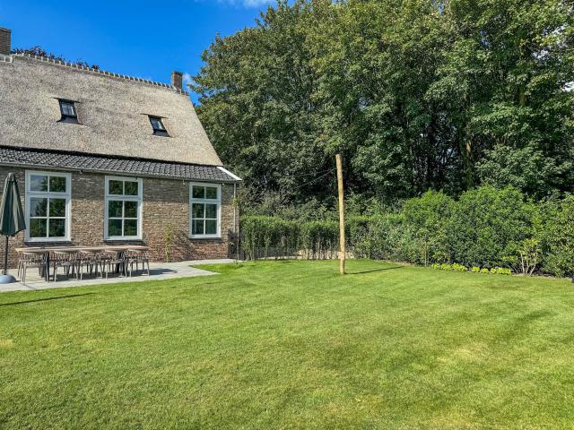 Außenseite Ferienhaus [Sommer]