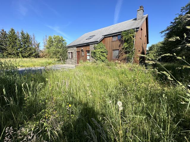 Außenseite Ferienhaus [Sommer]