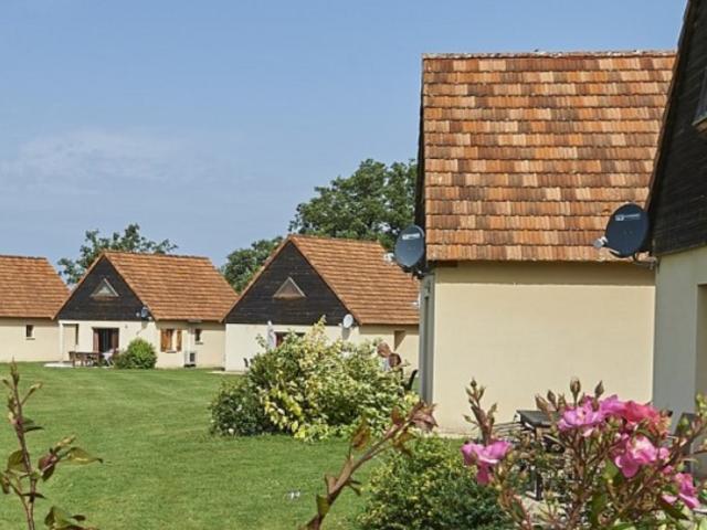 Außenseite Ferienhaus [Sommer]