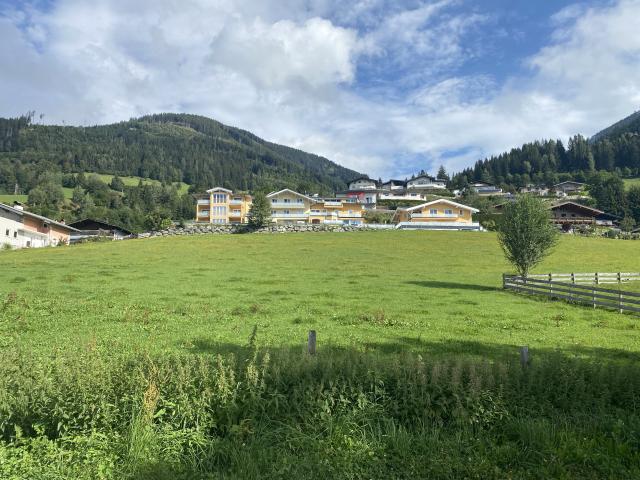 Außenseite Ferienhaus [Sommer]