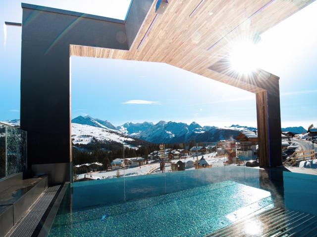 Holiday Home Swimming Pool