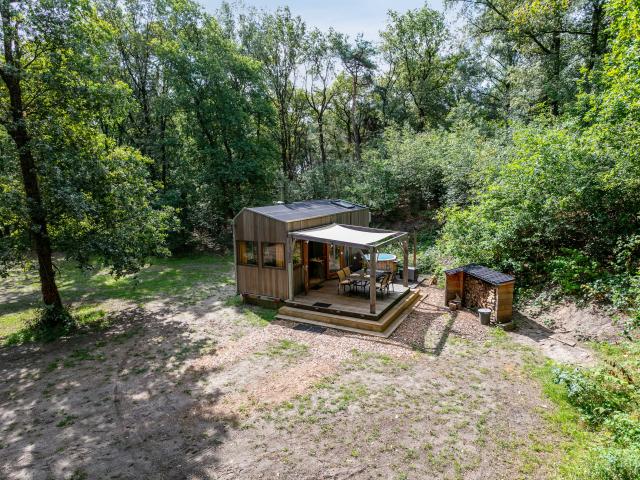 Außenseite Ferienhaus [Sommer]