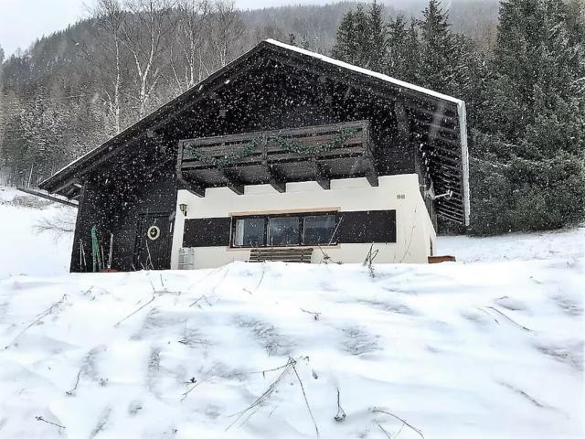 Außenseite Ferienhaus [Winter]