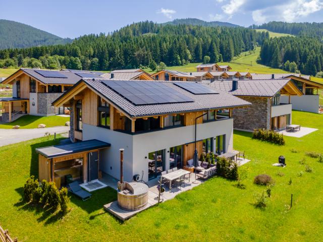 Außenseite Ferienhaus [Sommer]