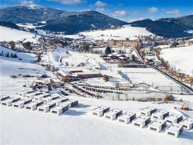Außenseite Ferienhaus [Winter]