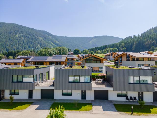 Außenseite Ferienhaus [Sommer]