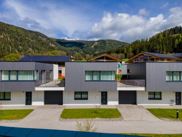 Außenseite Ferienhaus [Sommer]