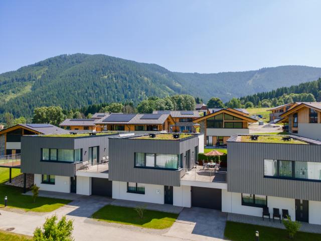 Außenseite Ferienhaus [Sommer]