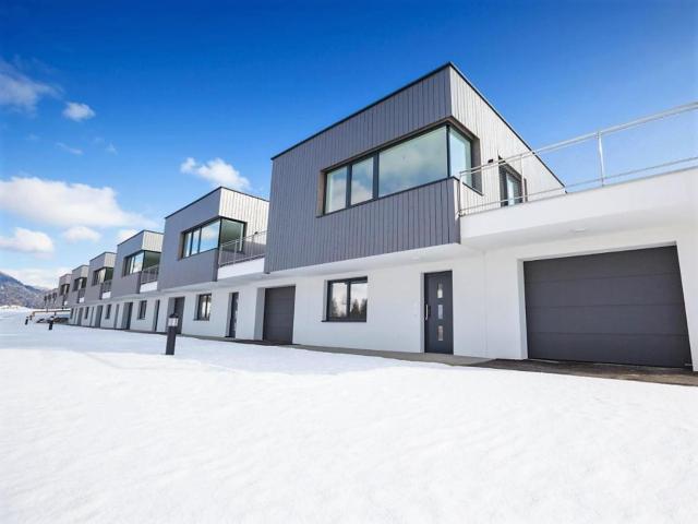 Außenseite Ferienhaus [Winter]