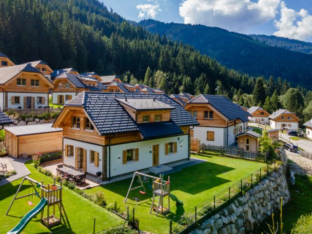 Außenseite Ferienhaus [Sommer]