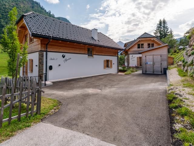 Außenseite Ferienhaus [Sommer]