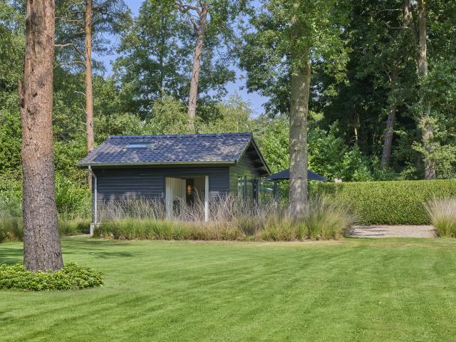 Außenseite Ferienhaus [Sommer]