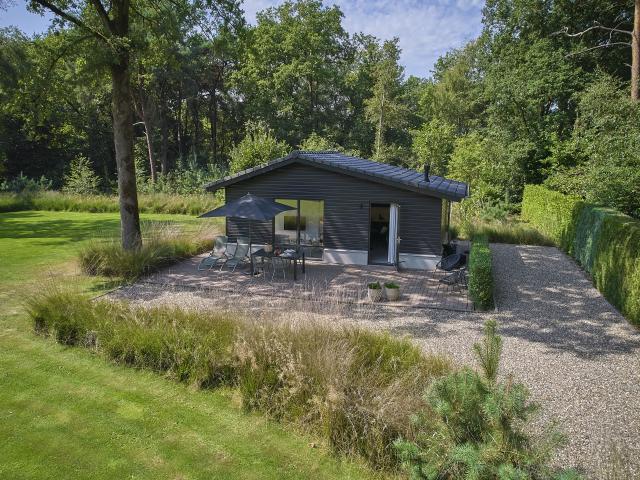 Außenseite Ferienhaus [Sommer]