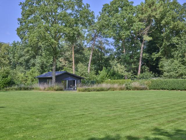 Außenseite Ferienhaus [Sommer]