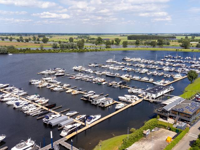 A proximité directe (<1 km)