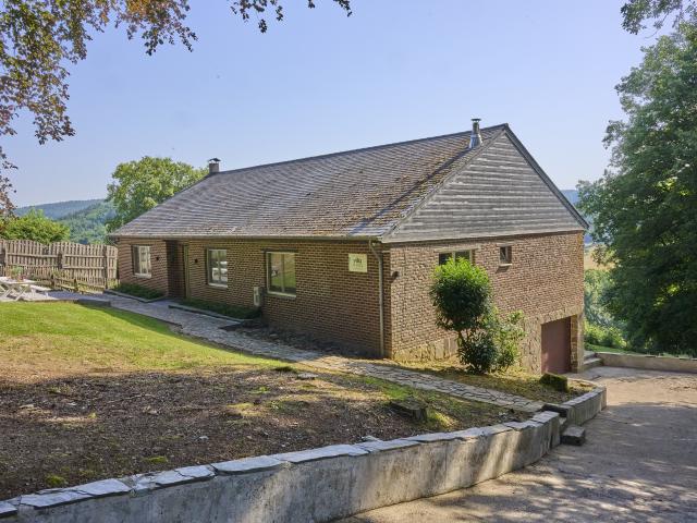 Außenseite Ferienhaus [Sommer]