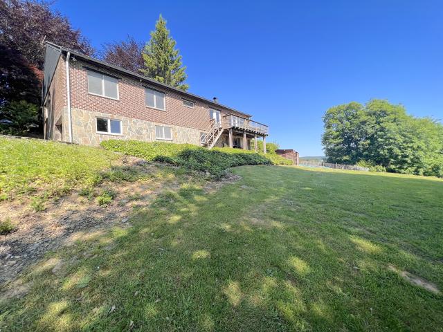 Außenseite Ferienhaus [Sommer]