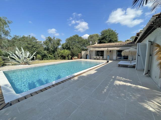 Piscine maison de vacances