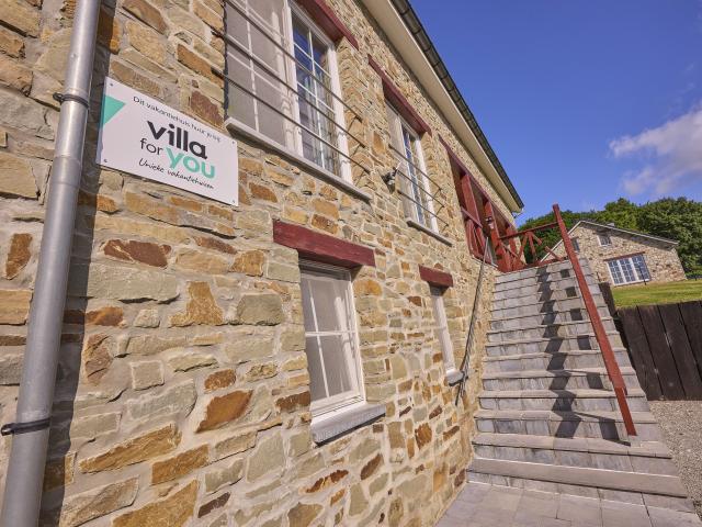 Außenseite Ferienhaus [Sommer]