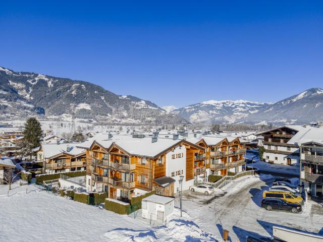 Surroundings (1-5 km)