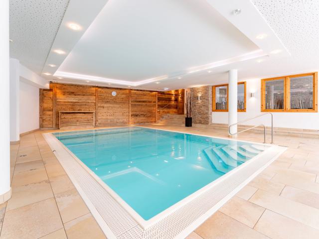 Holiday Home Swimming Pool