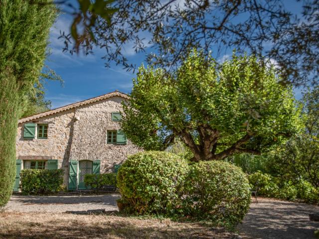 Außenseite Ferienhaus [Sommer]