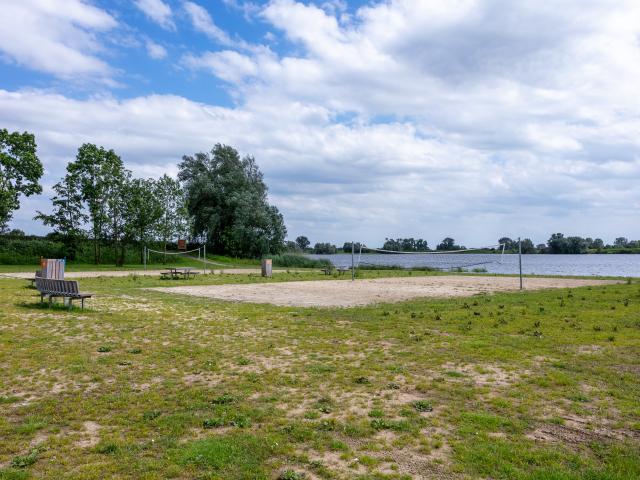 Immediate Surroundings (<1 km)