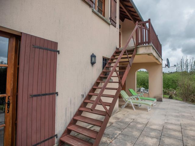 Außenseite Ferienhaus [Sommer]