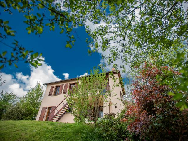 Außenseite Ferienhaus [Sommer]