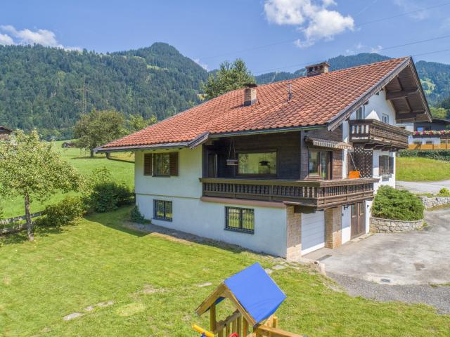 Außenseite Ferienhaus [Sommer]