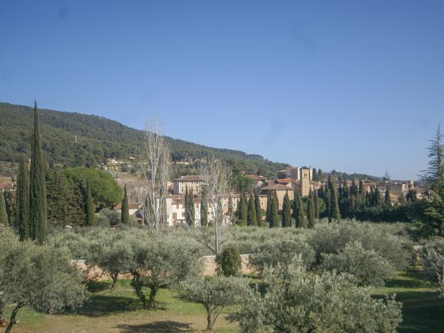 A proximité directe (<1 km)