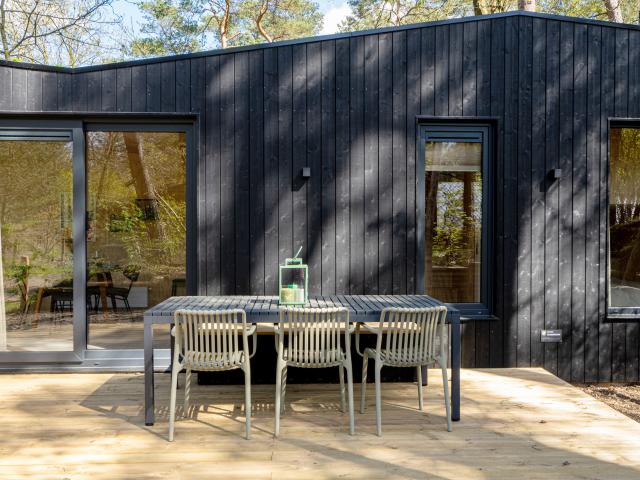 Außenseite Ferienhaus [Sommer]