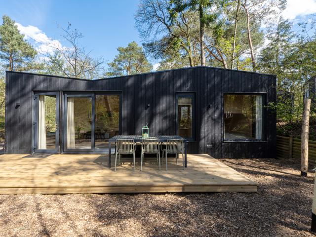 Außenseite Ferienhaus [Sommer]