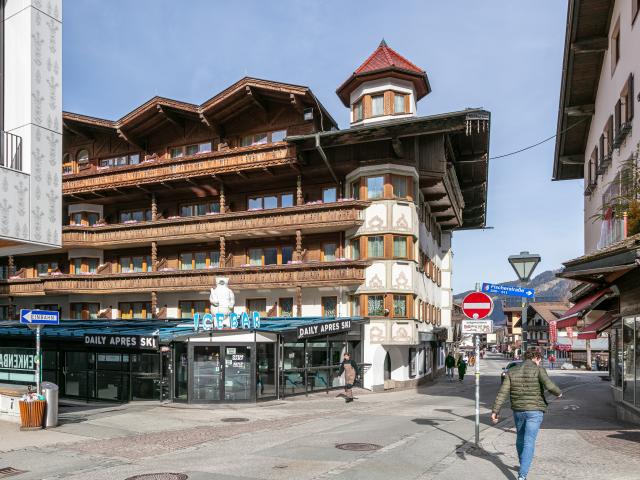 A proximité directe (<1 km)