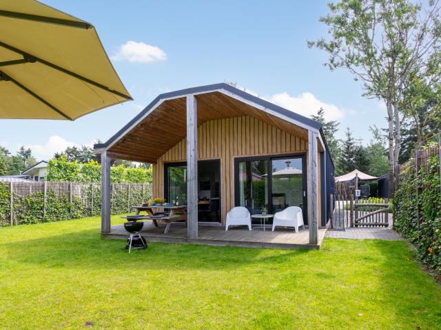 Außenseite Ferienhaus [Sommer]