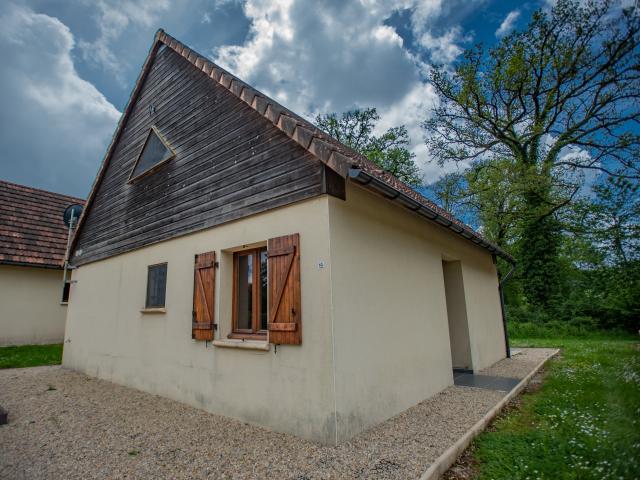 Außenseite Ferienhaus [Sommer]