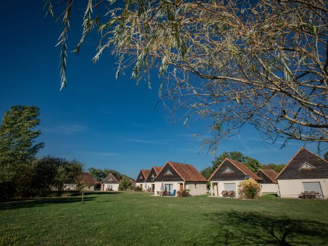 Außenseite Ferienhaus [Sommer]