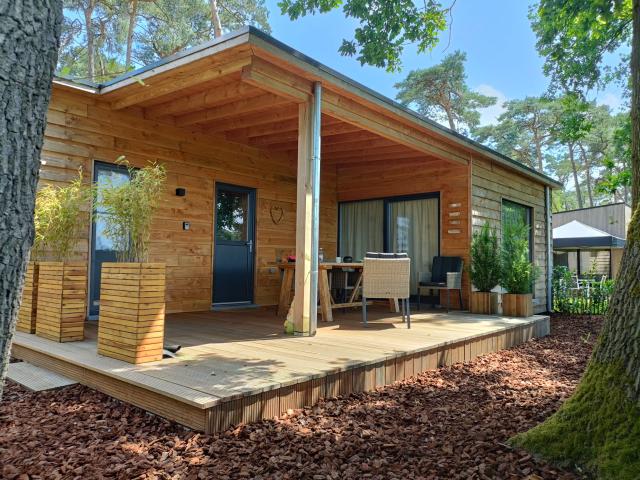 Außenseite Ferienhaus [Sommer]