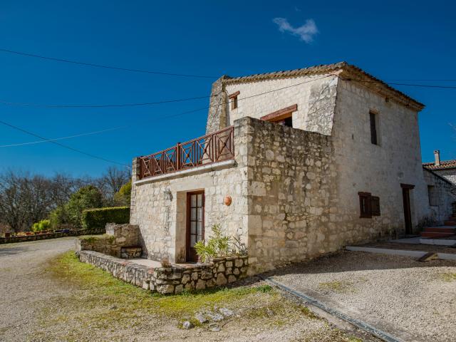 Außenseite Ferienhaus [Sommer]