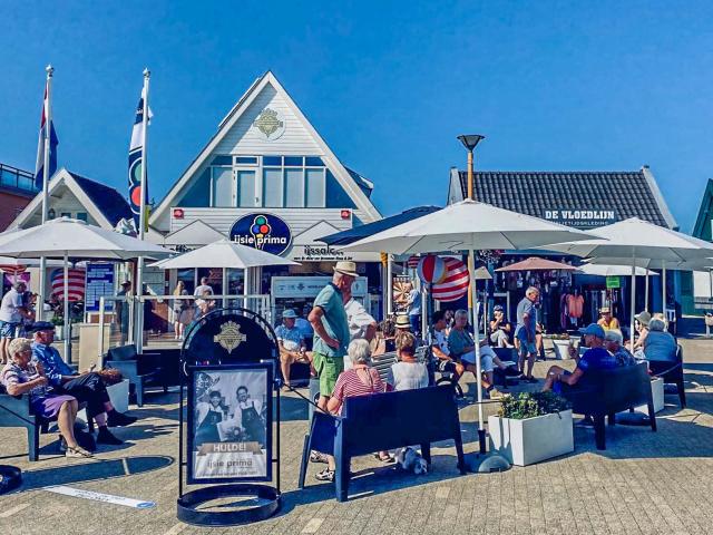 Immediate Surroundings [summer] (<1 km)