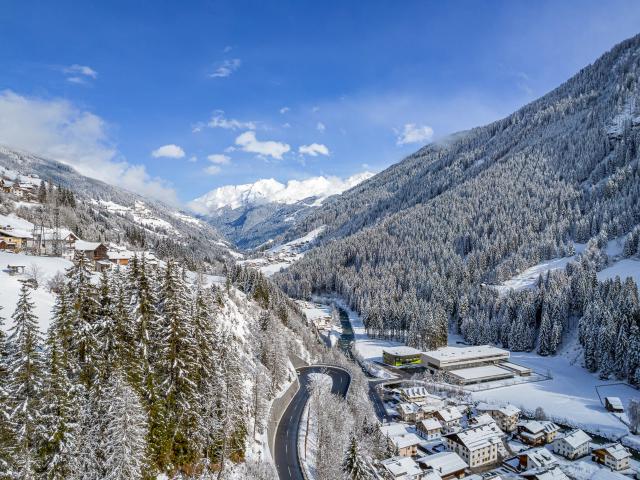 A proximité directe (<1 km)