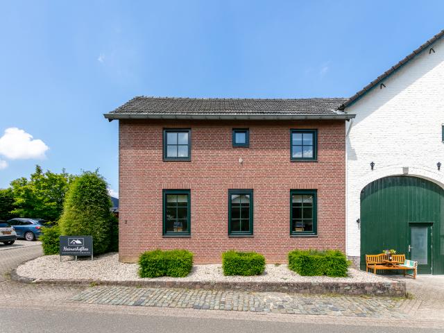 Außenseite Ferienhaus [Sommer]