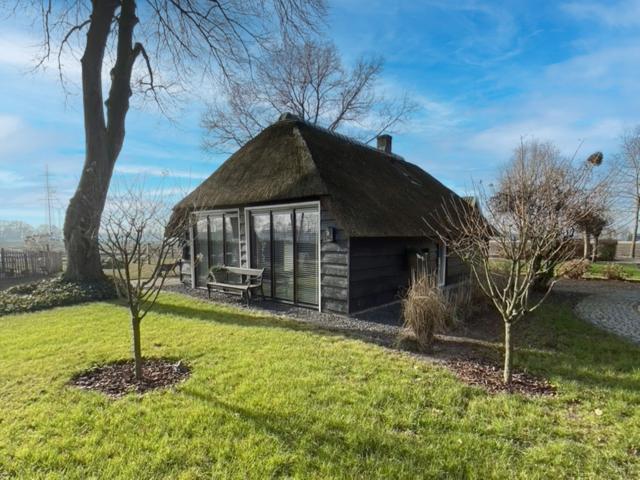 Außenseite Ferienhaus [Sommer]