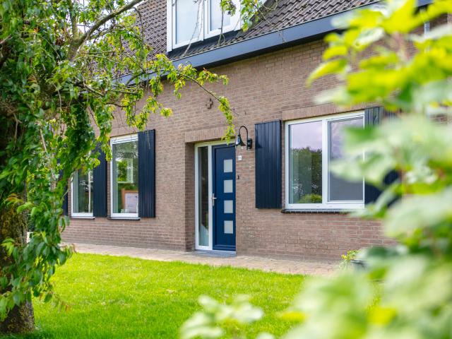 Außenseite Ferienhaus [Sommer]