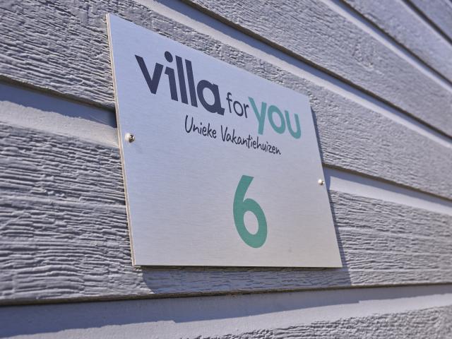 Außenseite Ferienhaus [Sommer]