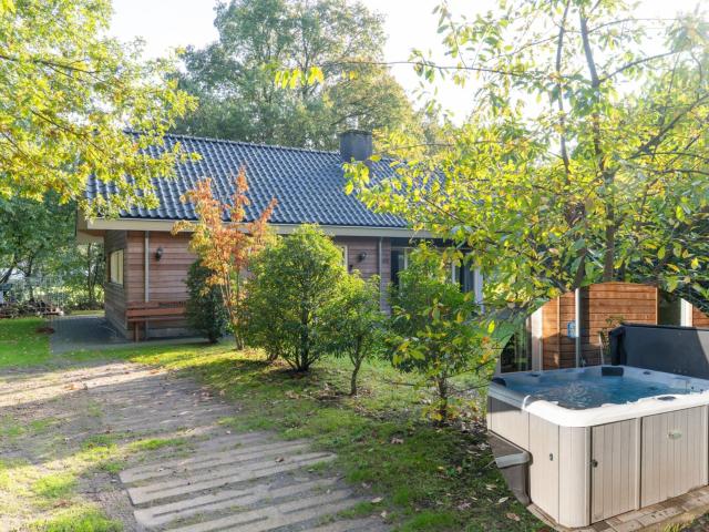 Außenseite Ferienhaus [Sommer]