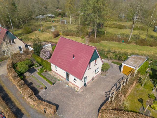 Außenseite Ferienhaus [Sommer]