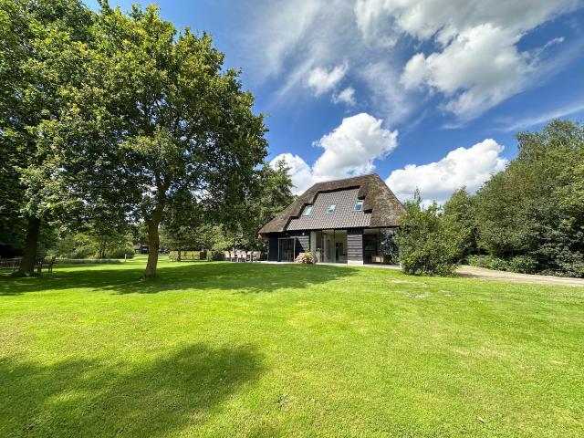 Außenseite Ferienhaus [Sommer]