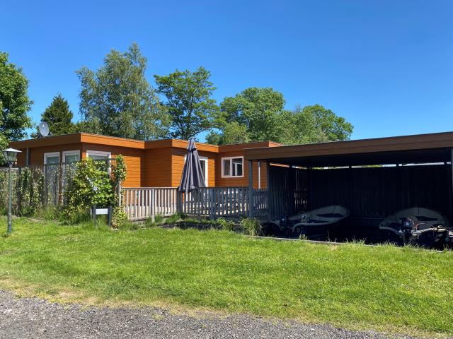 Außenseite Ferienhaus [Sommer]